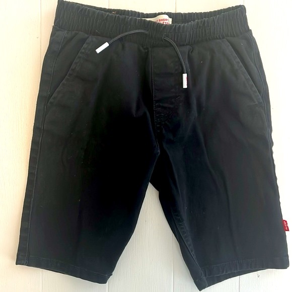 Two Pairs of Levi’s Shorts for Kids - Picture 3 of 7